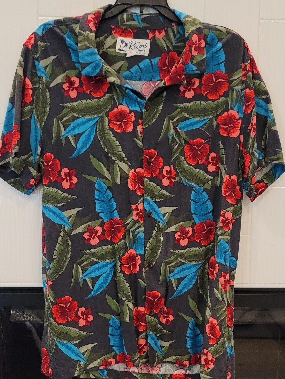Aeropostale The Resort Shirt Men's Size M Button Down